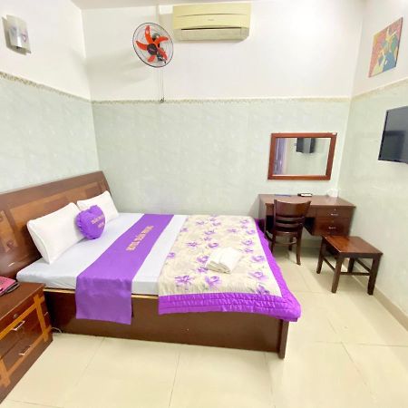 Tran Phung Hotel Ho Chi Minh City Exterior photo
