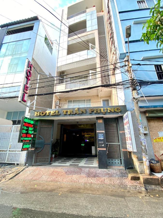 Tran Phung Hotel Ho Chi Minh City Exterior photo